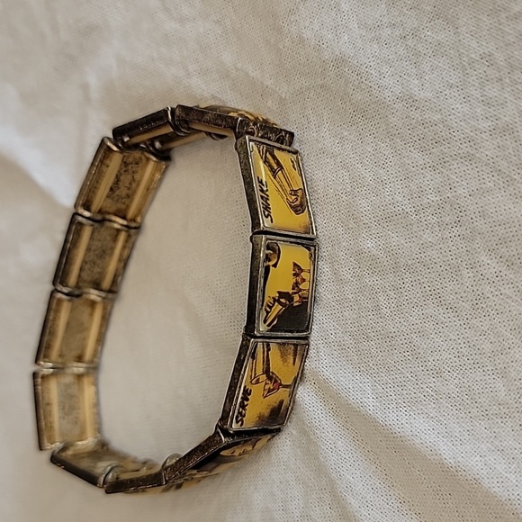 Vintage Comic Strip Stretch Bracelet 1/2in Squares - Picture 2 of 3